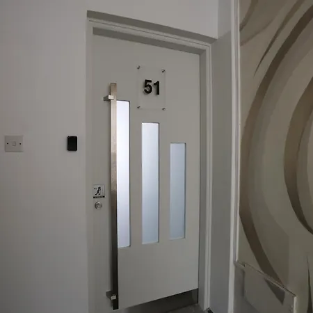 Nicosia Central Suites Apartment