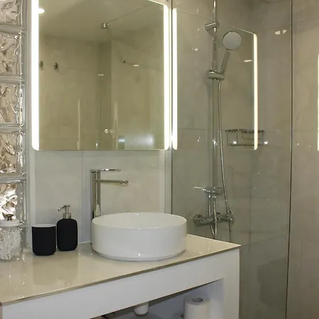 דירה Nicosia Central Suites *