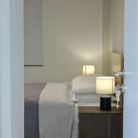 Nicosia Central Suites アパート *